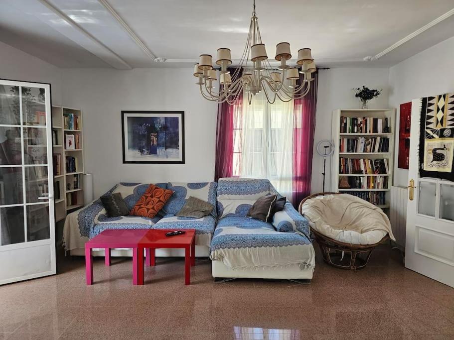 فيلا La Casa Del Arbol Fuentiduena de Tajo المظهر الخارجي الصورة